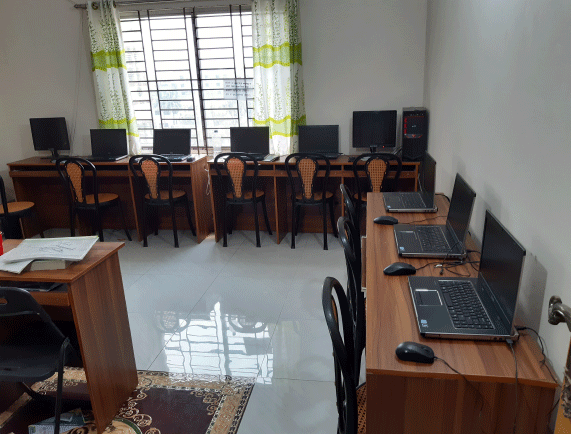 Hasemi Computer and Technology ICT Training Institute Class Room Narayanganj.png